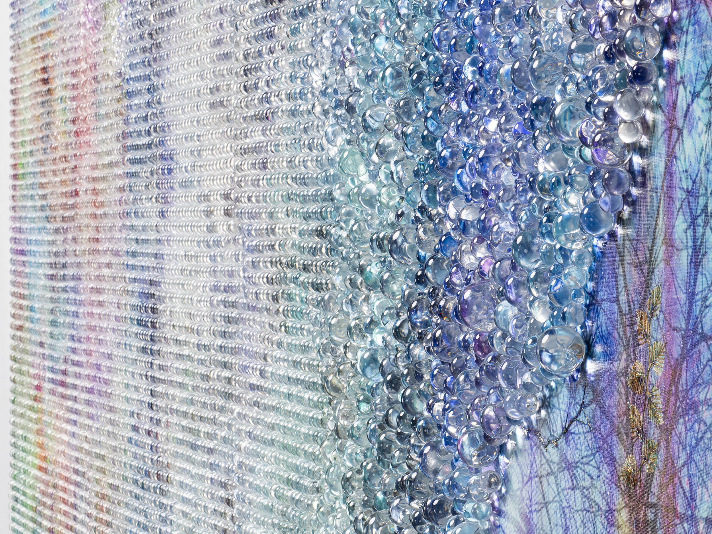 美術家の清川あさみと彫刻家の名和晃平による初の二人展「Invisible